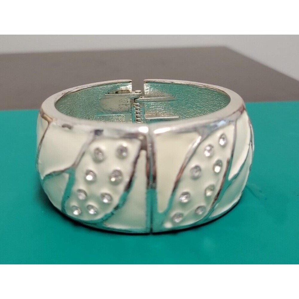 Vintage White Enamel  SilverTone  Rhinestone Clamper Bangle Bracelet Bling